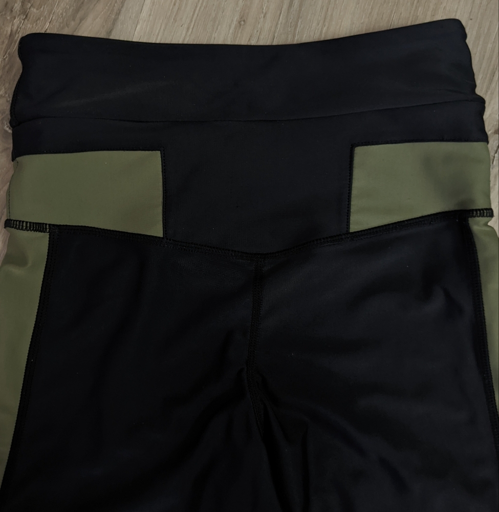 P.E Nation Roll Out Leggings in Olive Green XS - Picture 5 of 10